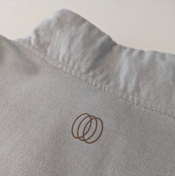 Balance Collection Half Zip Sweatshirt | Small | Light Grey | GUC - Picture 9 of 12